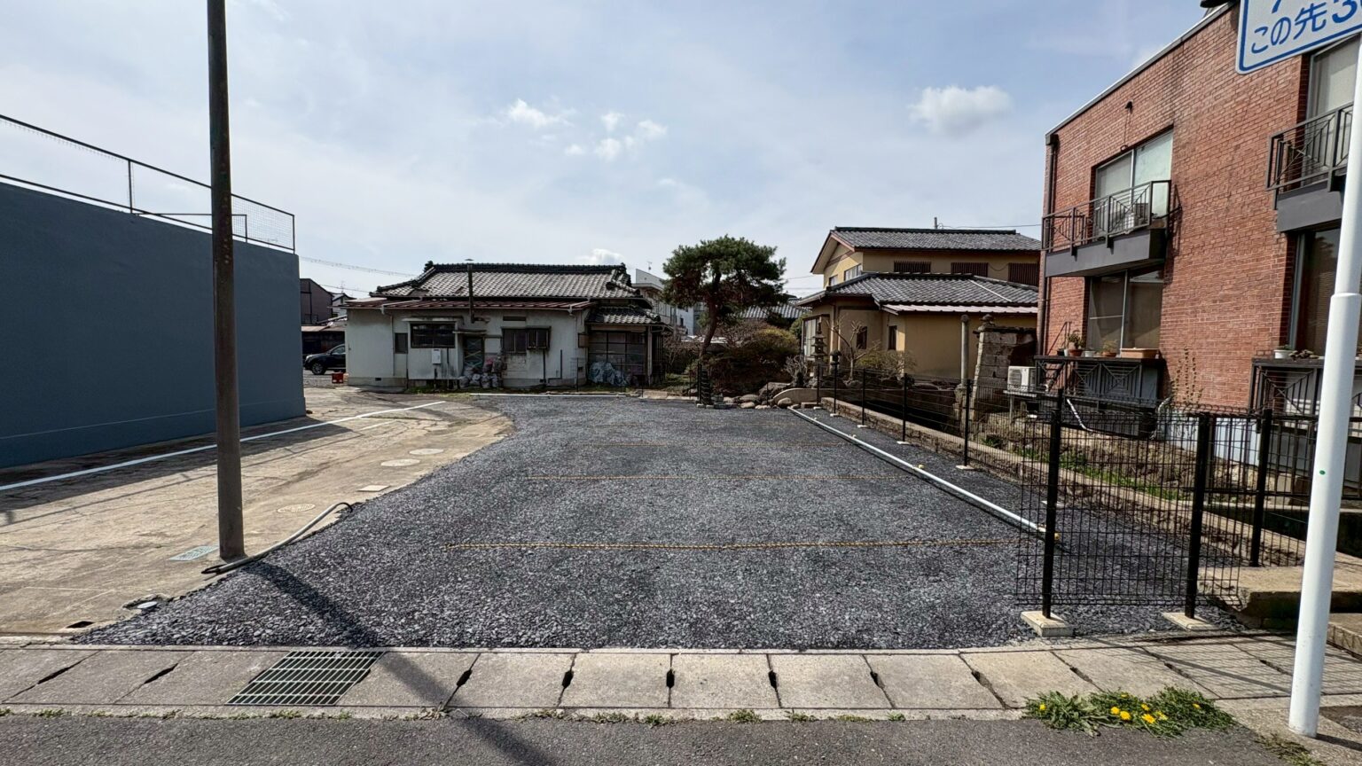 石敷きと砕石・石畳・砂利敷きの違いとは?施工場所別のメリットや工事事例