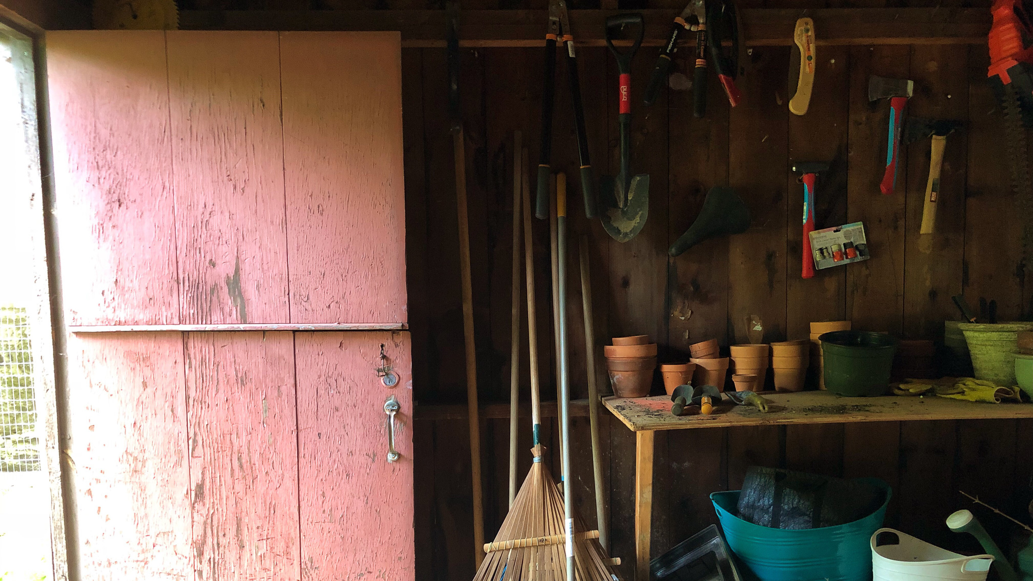 外構撤去工事　物置・小屋撤去