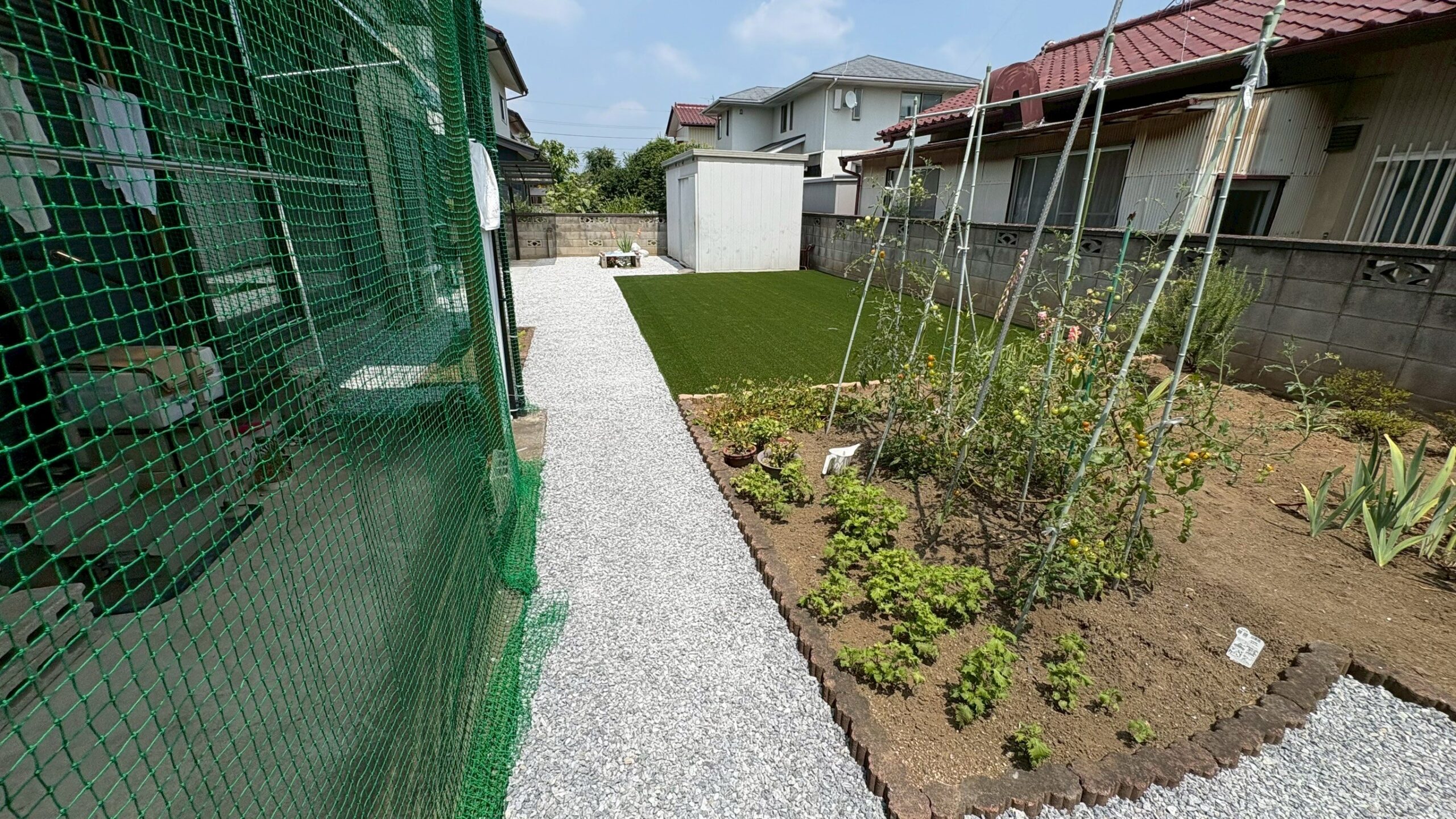 人工芝・砕石敷設工事／コンクリート舗装工事／庭石・敷石撤去 ＠群馬県邑楽郡邑楽町