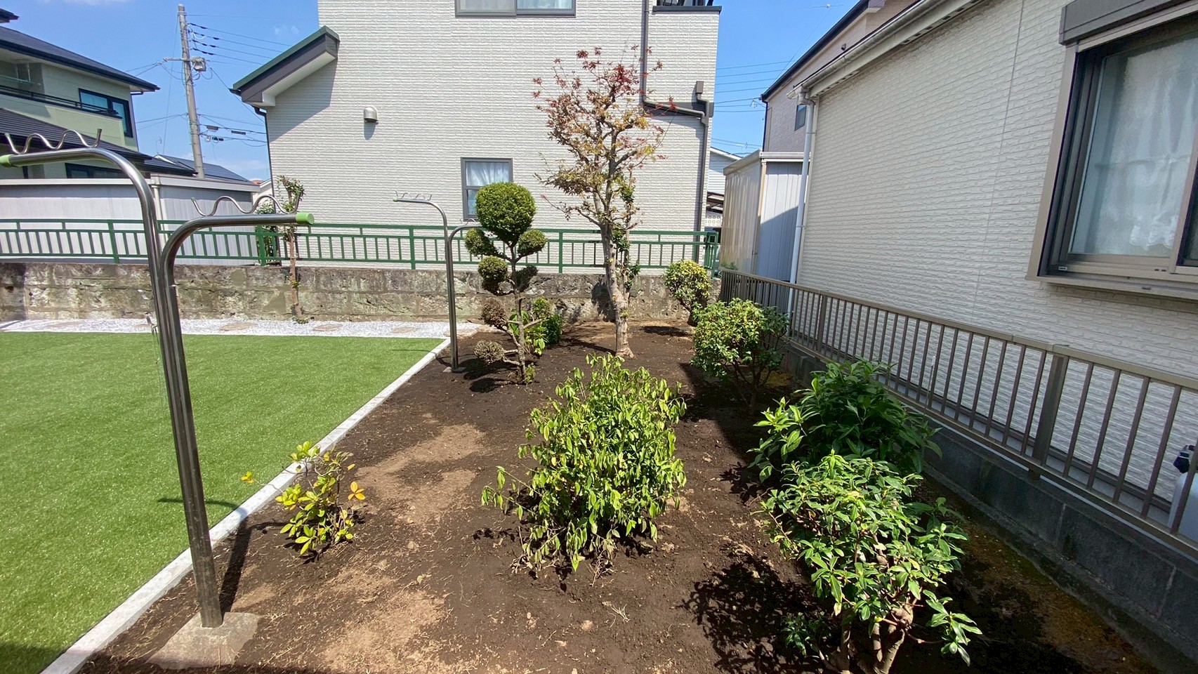 人工芝敷設工事／植木・飛び石・庭石撤去＠栃木県宇都宮市