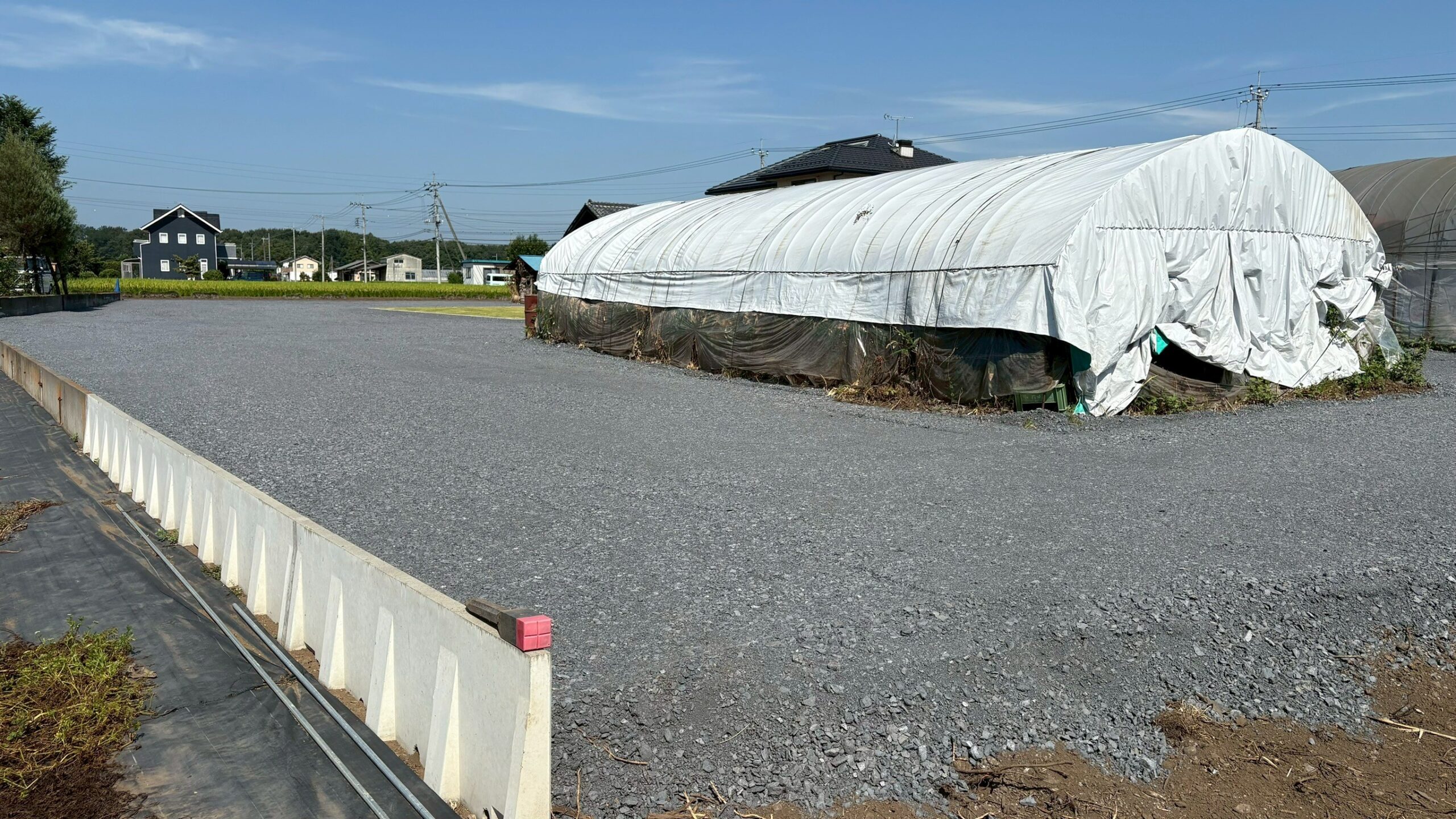 木造小屋解体／砕石舗装・天然芝新設工事＠栃木県下都賀郡壬生町