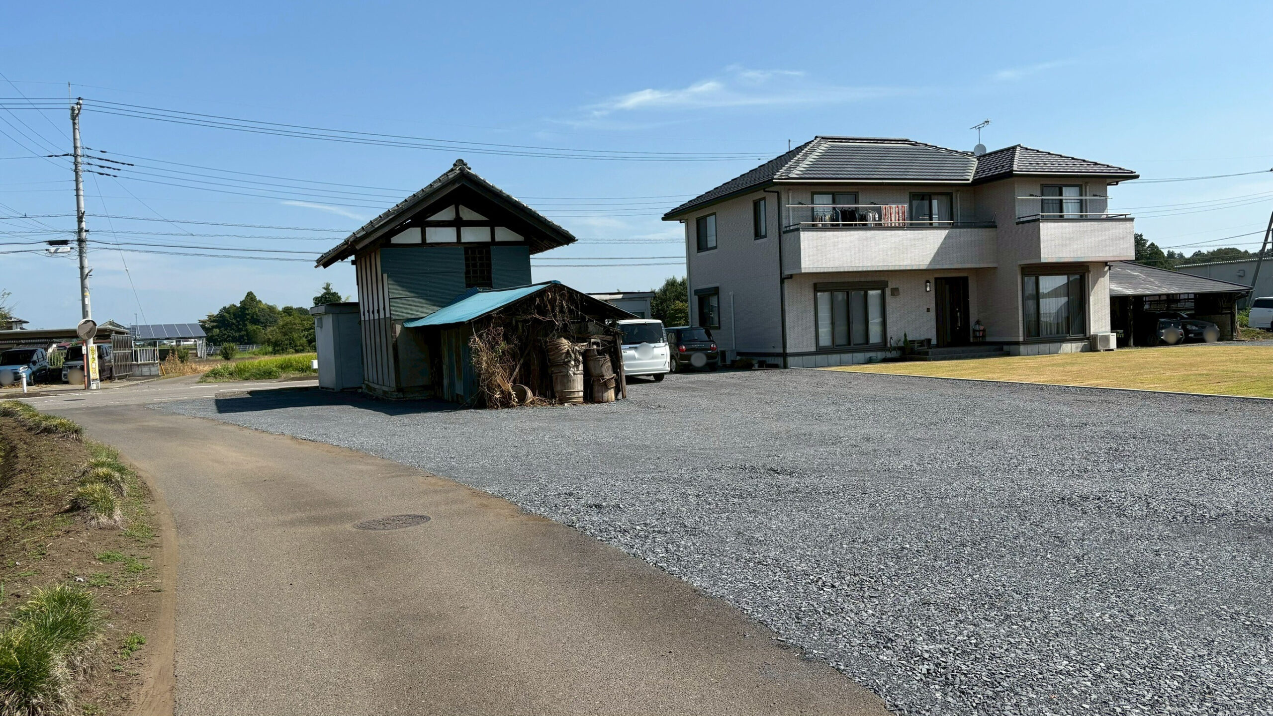 木造小屋解体／砕石舗装・天然芝新設工事＠栃木県下都賀郡壬生町