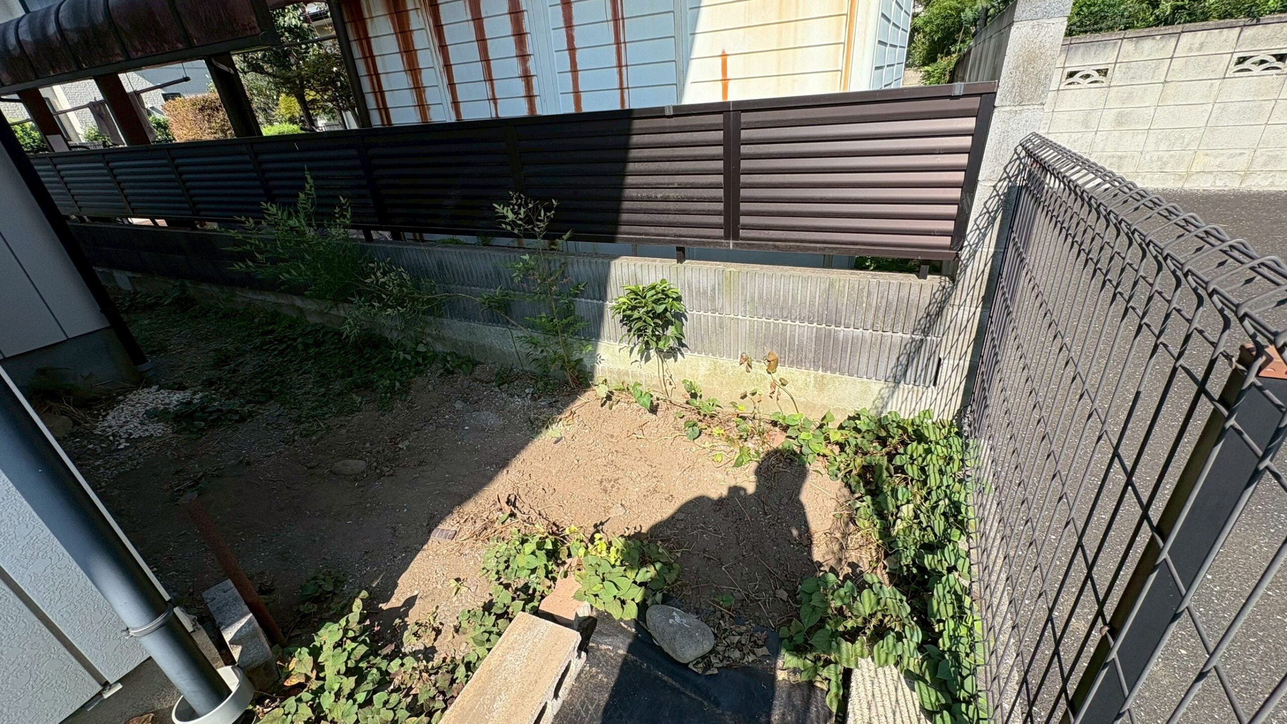 物置・温室小屋解体工事／大谷石塀・フェンス撤去／庭石撤去 ＠栃木県宇都宮市