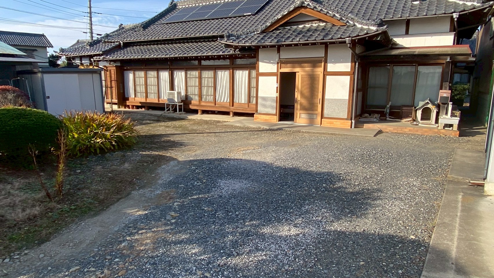 砕石敷設工事/伐採・伐根工事/土間コンクリート補修工事 @栃木県小山市