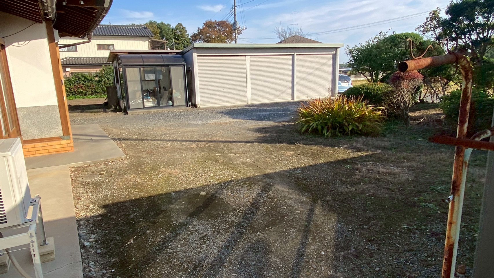 砕石敷設工事/伐採・伐根工事/土間コンクリート補修工事 @栃木県小山市