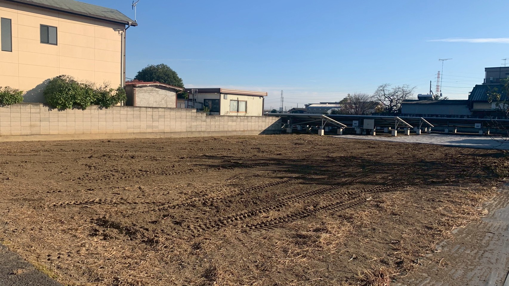 砕石敷設／防草シート敷設／草刈り／伐採工事＠栃木県足利市