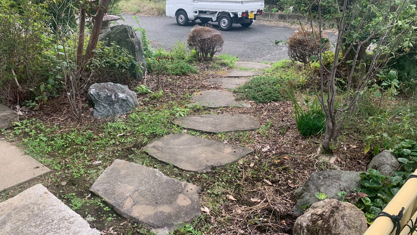 砕石敷設／防草シート敷設／草刈り／伐採工事＠栃木県足利市