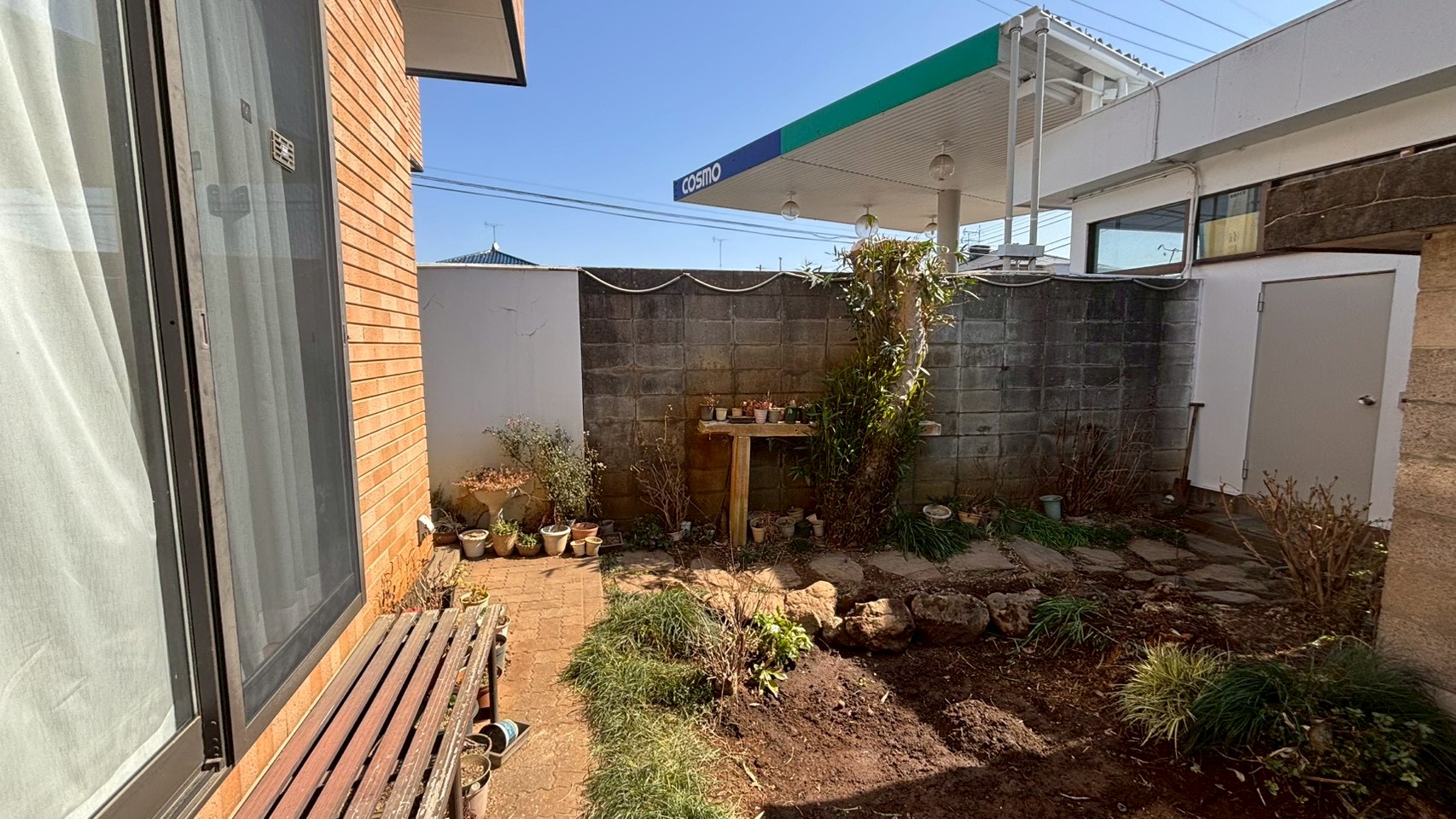 庭木剪定/庭石・灯篭撤去/埋戻し・整地工事@茨城県古河市