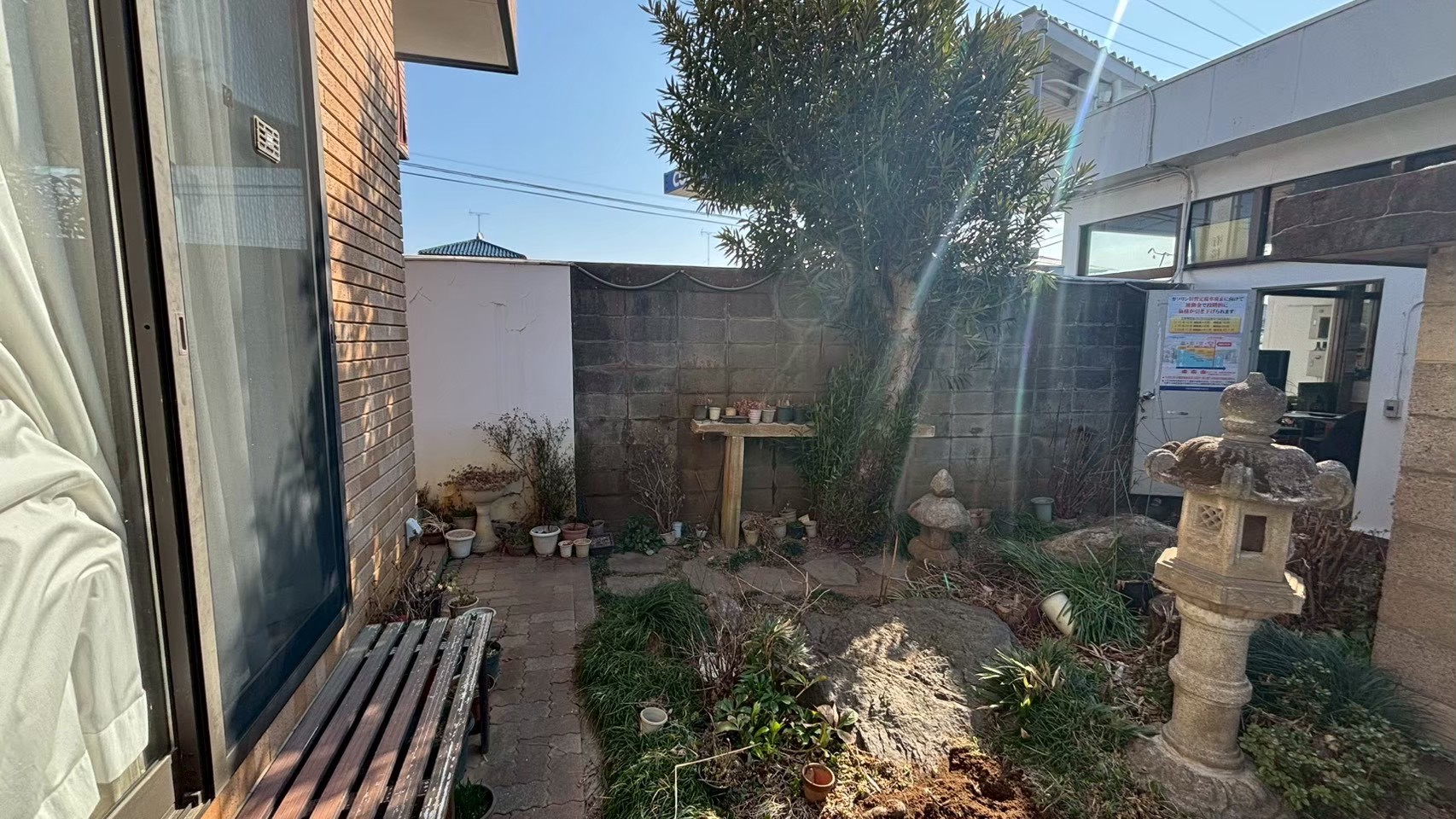 庭木剪定/庭石・灯篭撤去/埋戻し・整地工事@茨城県古河市