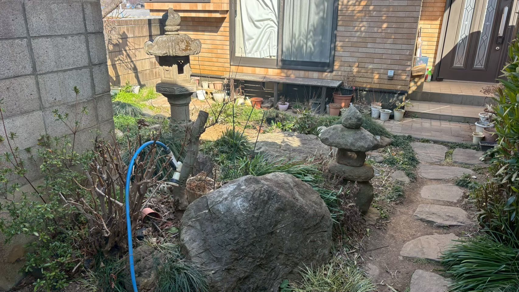 庭木剪定/庭石・灯篭撤去/埋戻し・整地工事@茨城県古河市