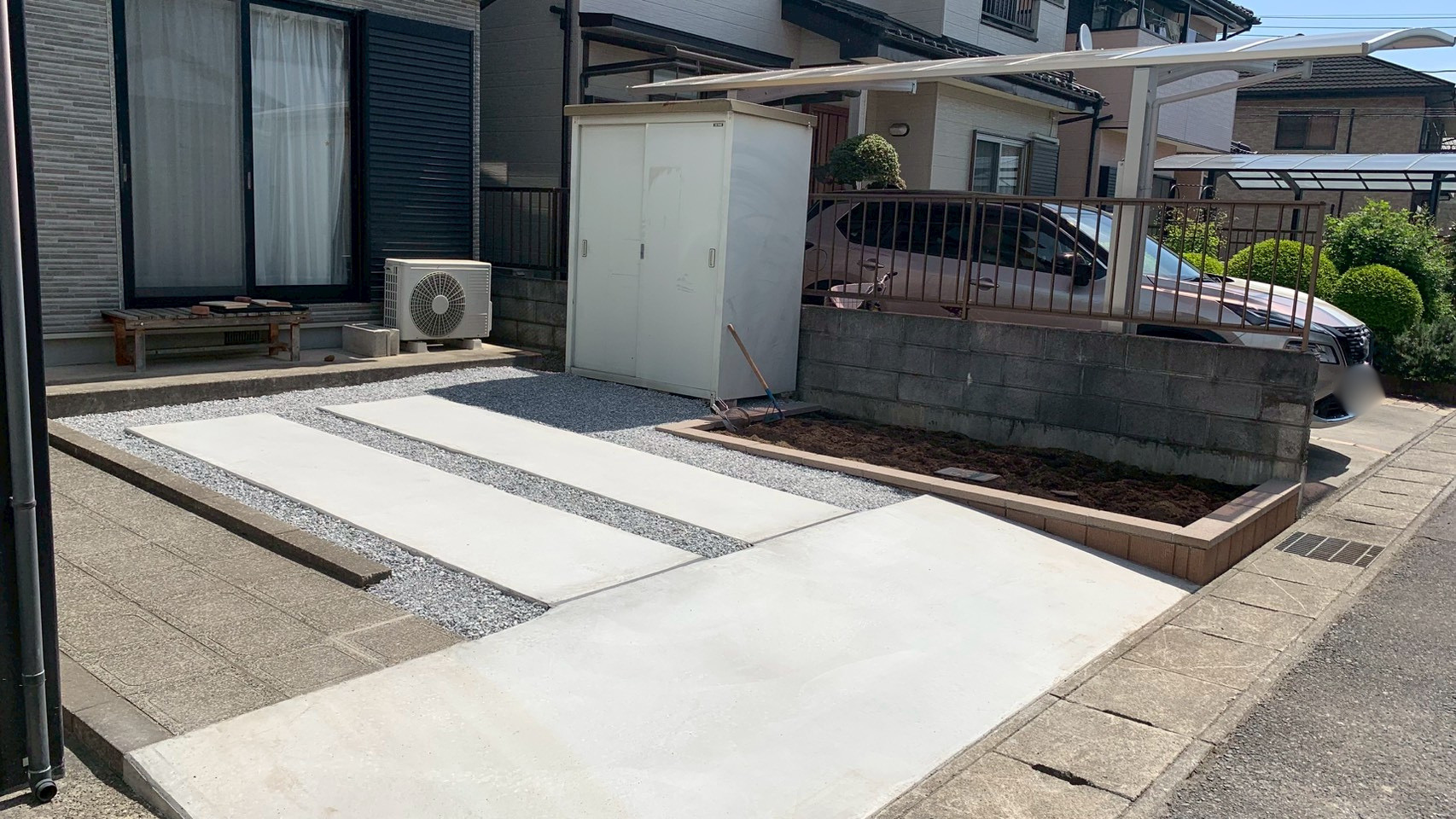 土間コンクリート工事／砕石敷設工事／花壇・ポスト新設工事 @栃木県栃木市