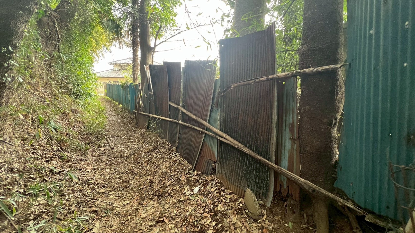 トタン塀補修・再設置工事@栃木県小山市