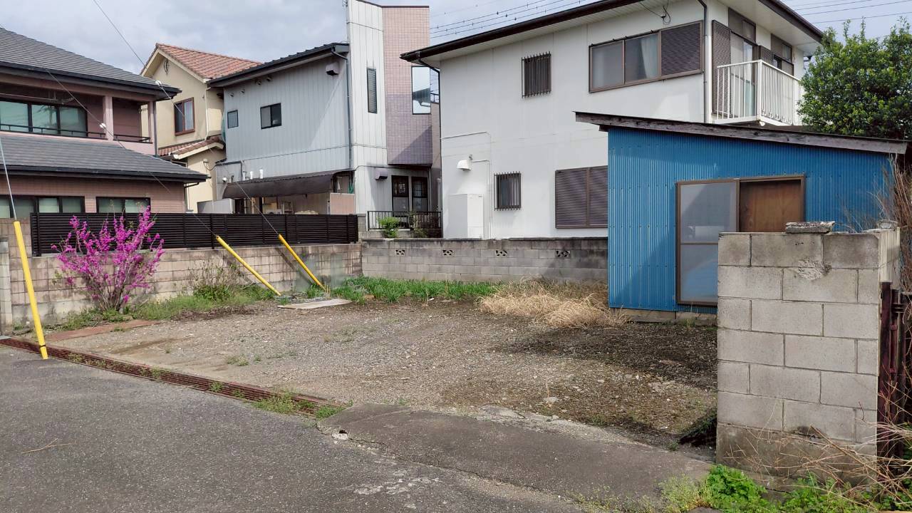 小屋解体工事／除草・伐採・伐根工事／砕石敷設整地工事@茨城県結城市