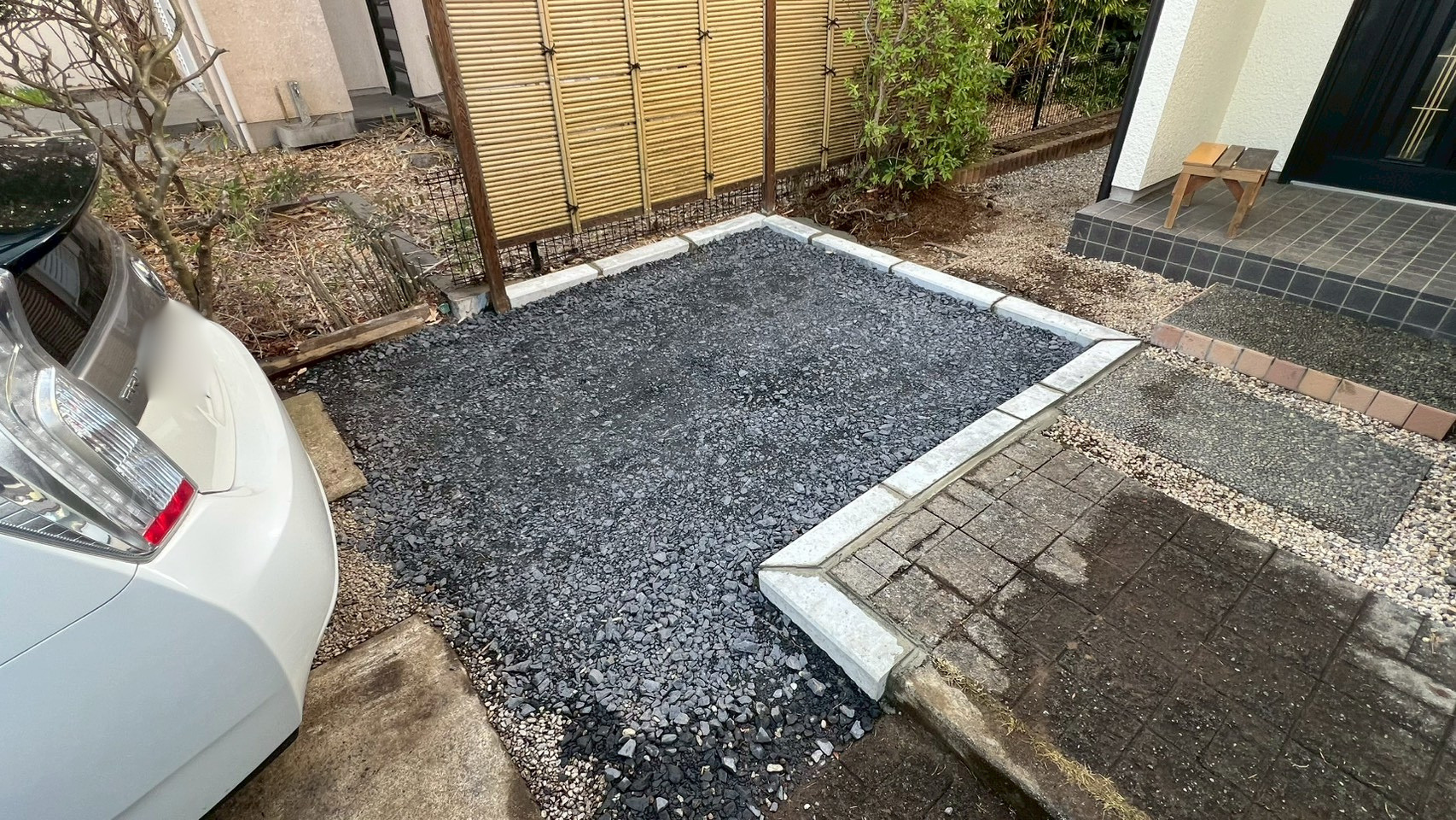 庭石撤去／伐採・伐根工事／砕石敷設工事@埼玉県久喜市