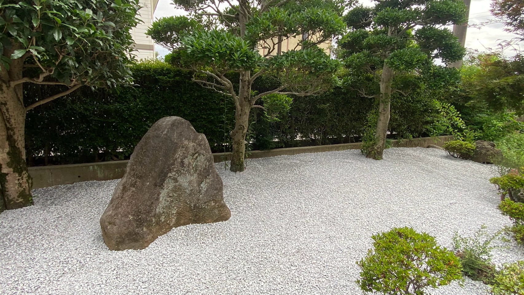 除草作業/防草シート・砕石敷設工事/庭石撤去工事@栃木県下都賀郡野木町