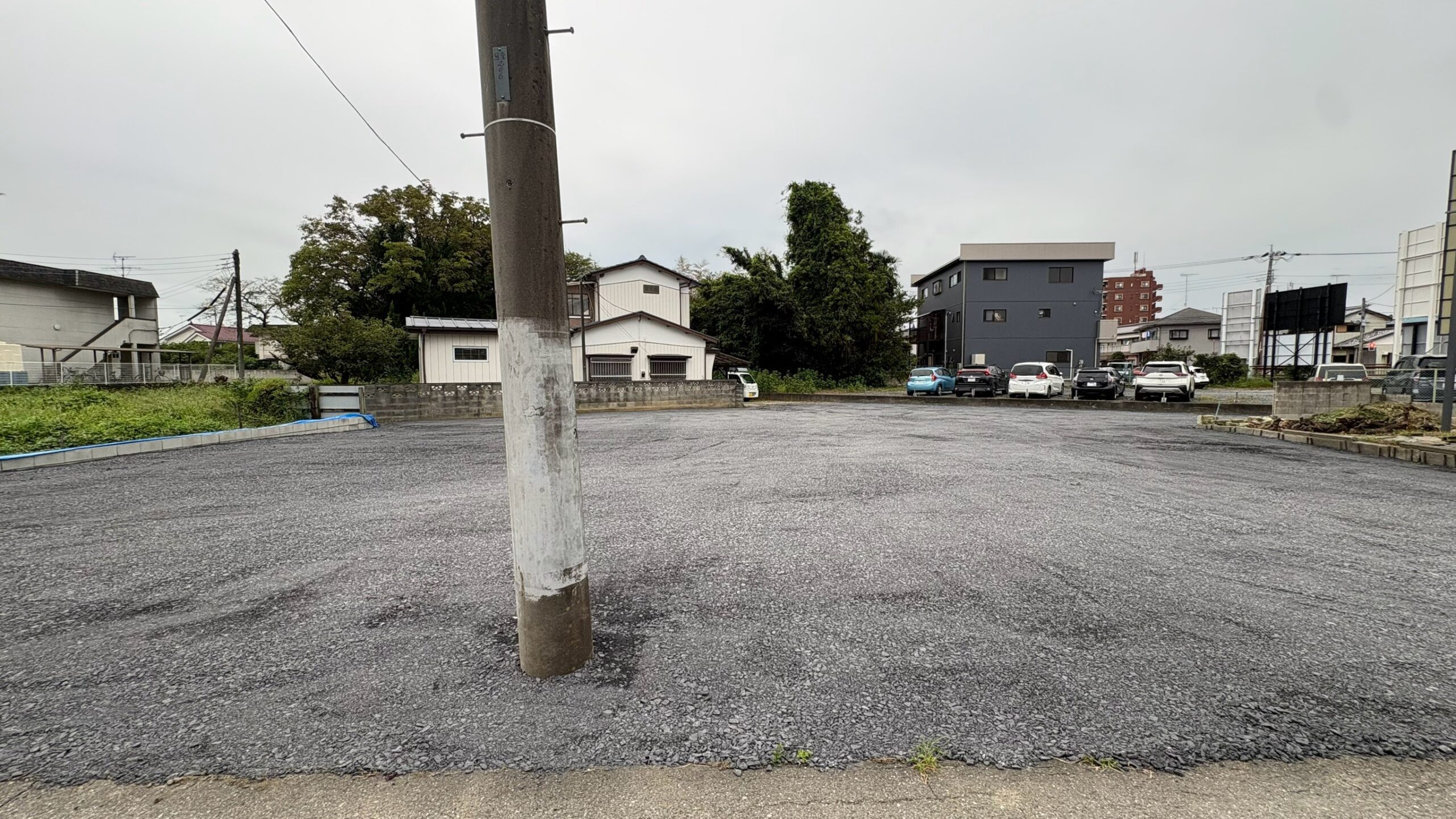 境界ブロック工事／砕石舗装工事／波板塀撤去・花壇撤去工事 ＠栃木県小山市