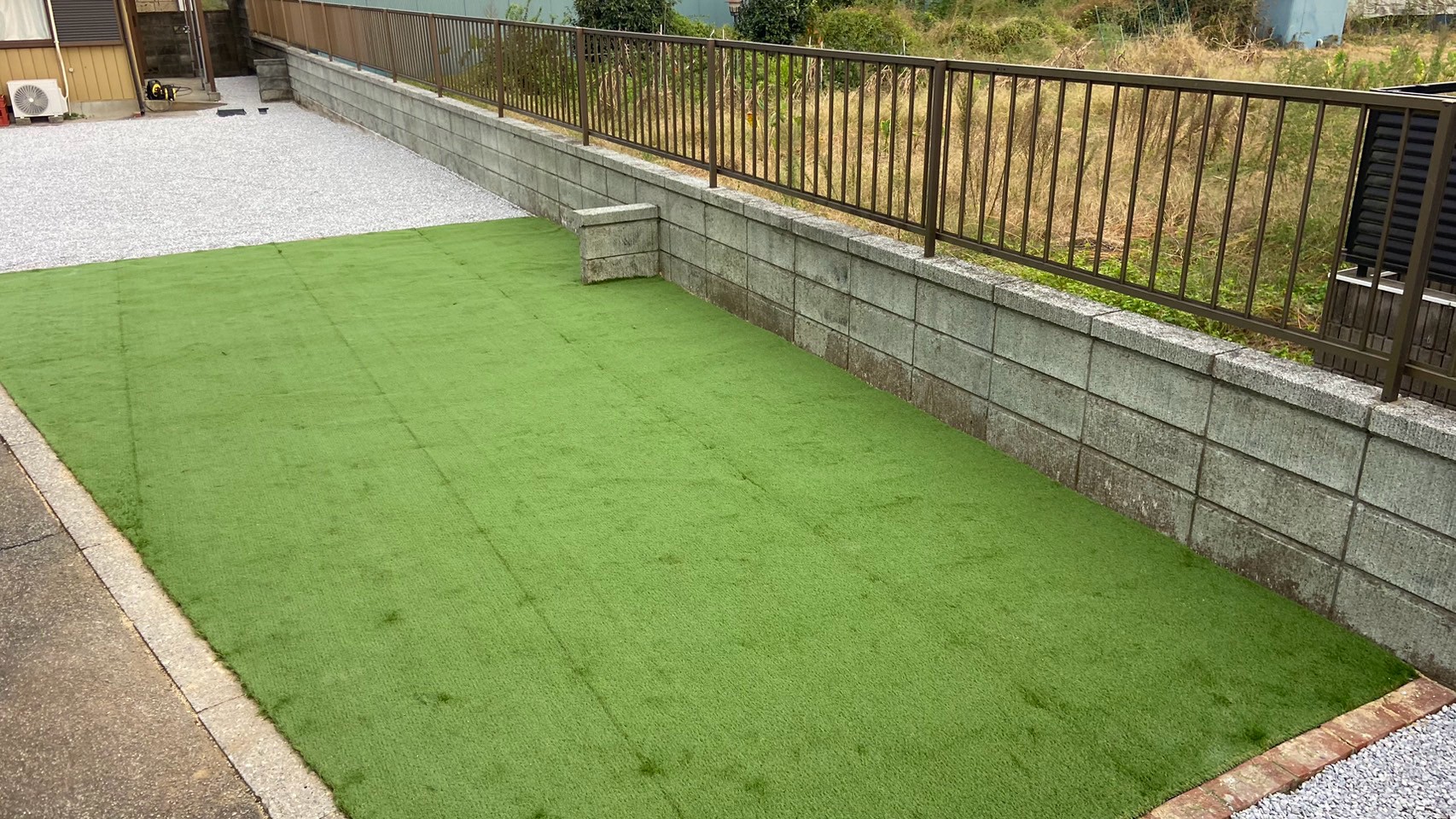 外構撤去工事／防草シート・砕石敷設工事／人工芝敷設工事 ＠栃木県栃木市